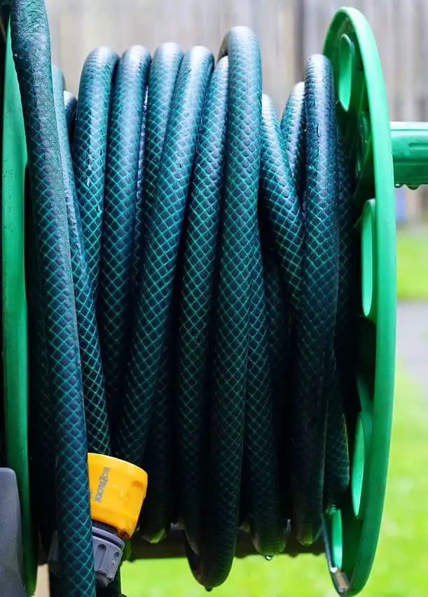 5 Best Strongest Flexible Garden Hose + How They Work